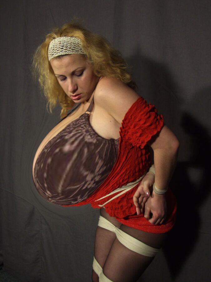 Free porn pics of fantasy huge breasts 14 of 31 pics