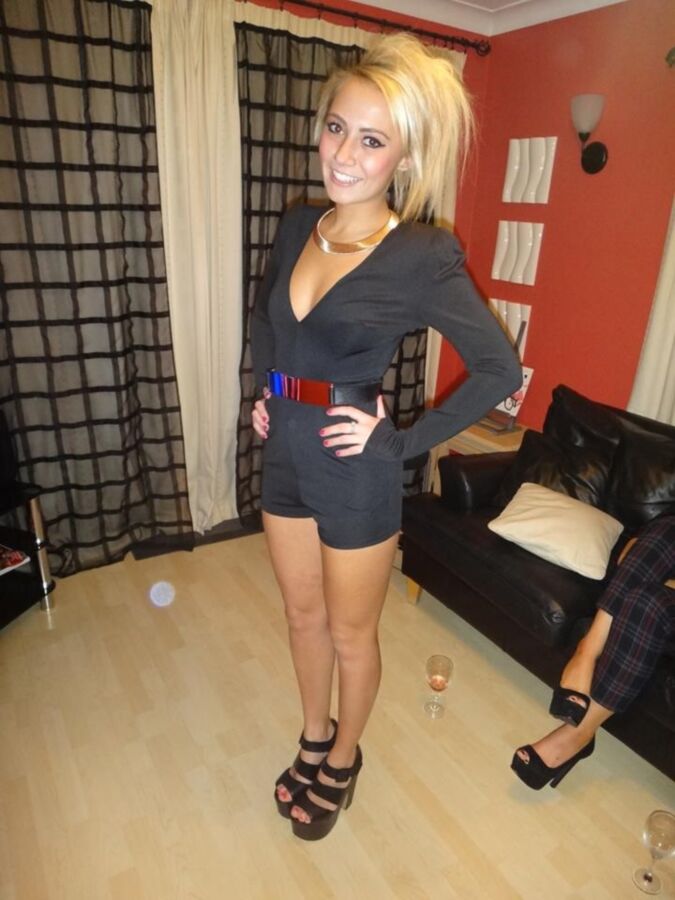 Free porn pics of uk blonde chav jess is a complete slag 24 of 70 pics