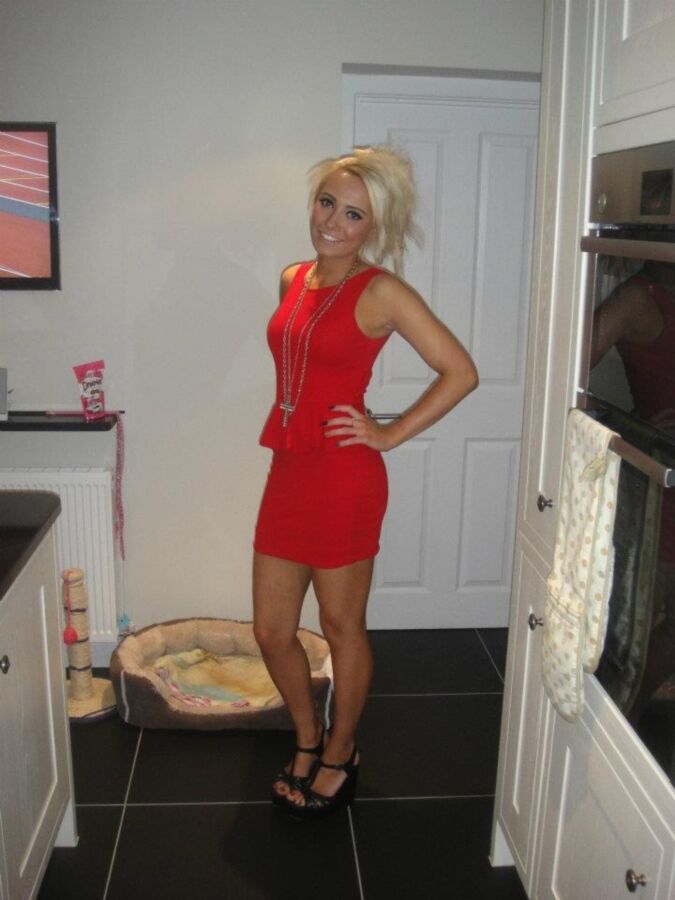 Free porn pics of uk blonde chav jess is a complete slag 6 of 70 pics