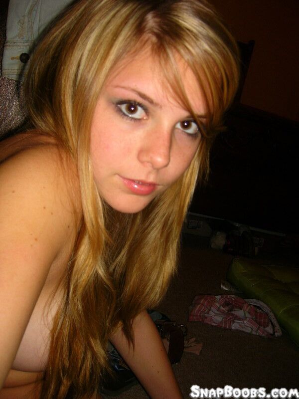 Free porn pics of Hot self pics of a blonde babe 7 of 35 pics