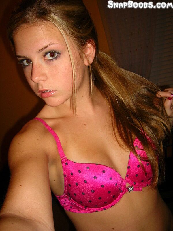 Free porn pics of Hot self pics of a blonde babe 1 of 35 pics