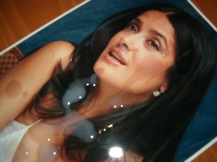Free porn pics of Salma Hayek 3 of 19 pics