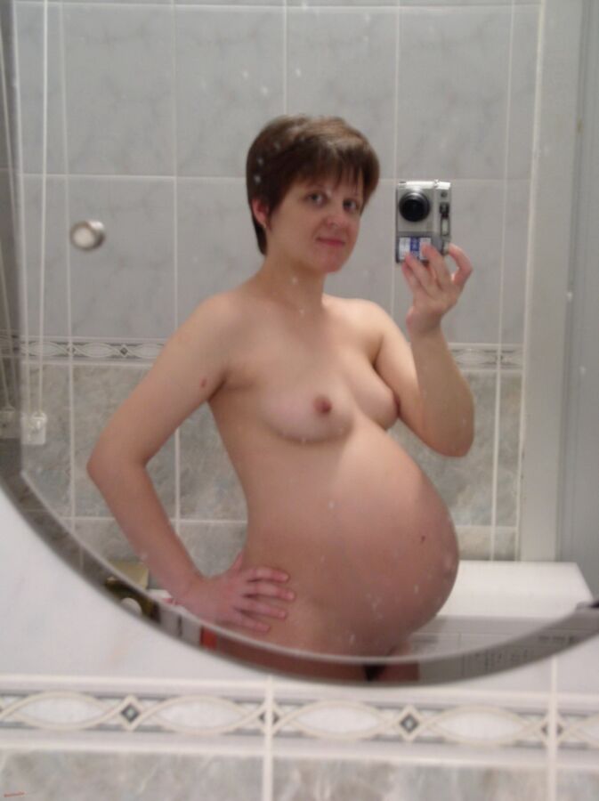 Free porn pics of selfshots of pregnant ladies and teens 23 of 77 pics
