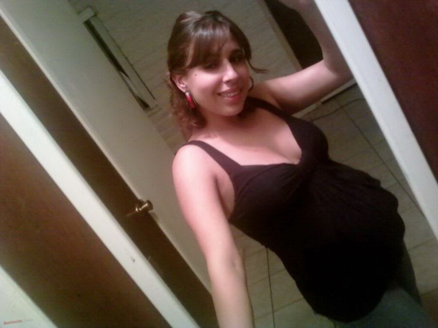 Free porn pics of selfshots of pregnant ladies and teens 22 of 77 pics