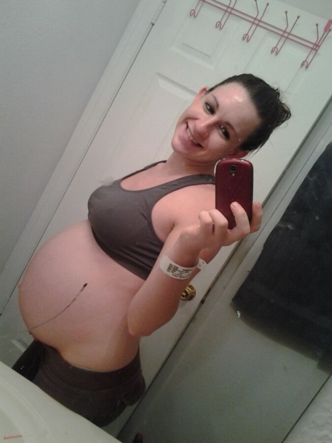 Free porn pics of selfshots of pregnant ladies and teens 5 of 77 pics