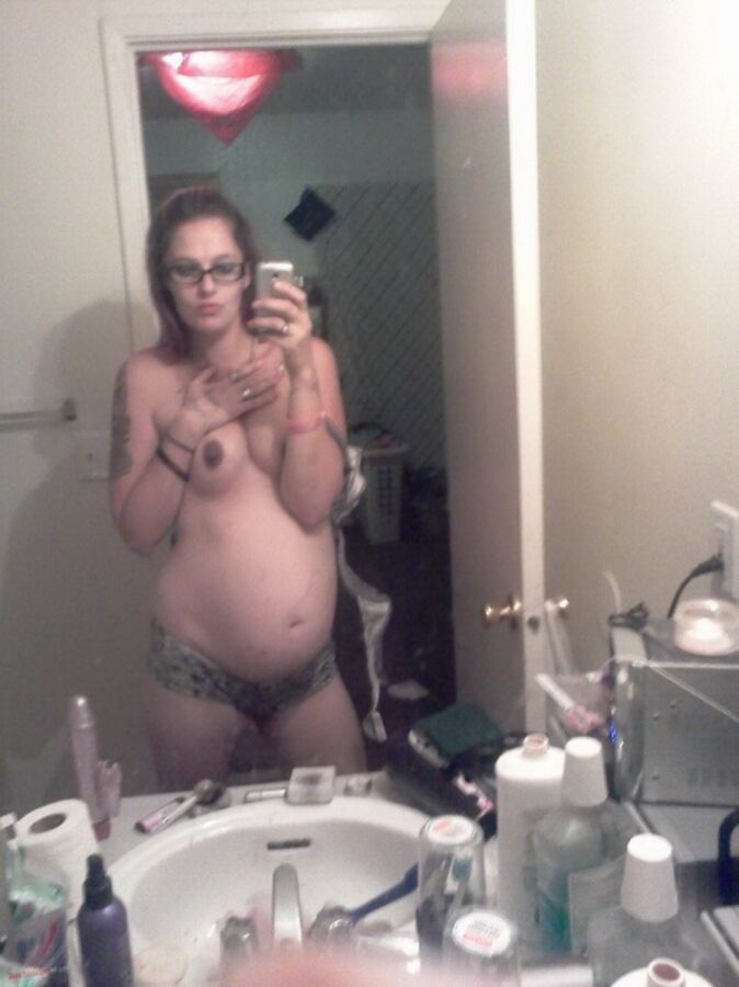 Free porn pics of selfshots of pregnant ladies and teens 4 of 77 pics