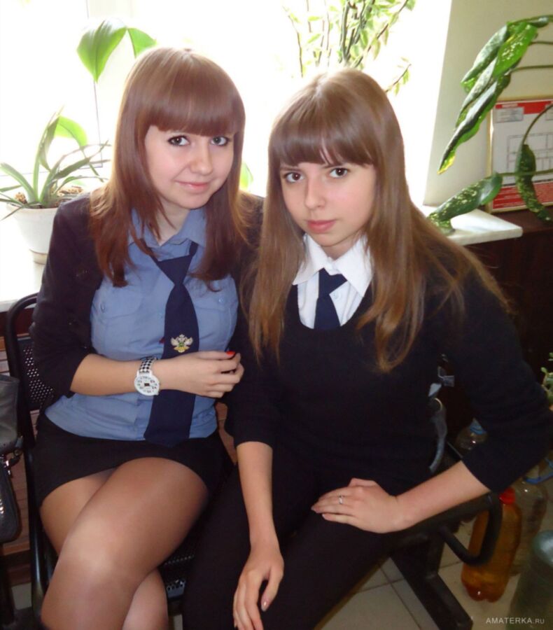 Russian schoolgirls - comments!!! 23 of 45 pics