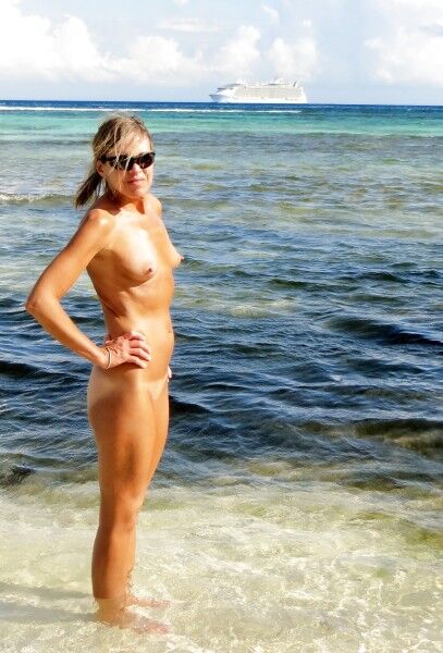 Chicks with dicks dominate Milf beachside fun