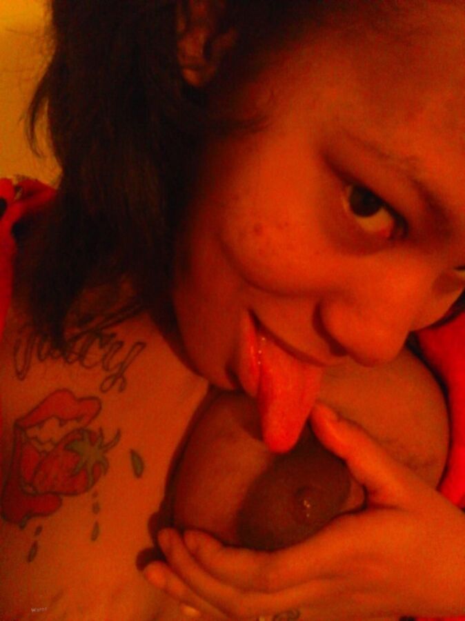 Free porn pics of selfshots of pregnant ladies and teens 12 of 77 pics