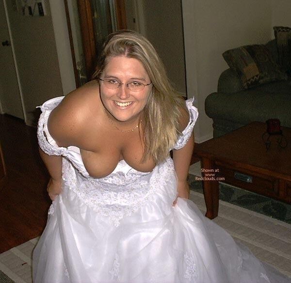 Free porn pics of blushing brides 10 of 102 pics