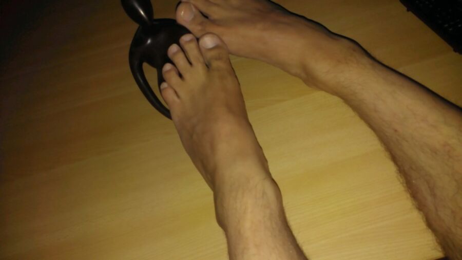 Free porn pics of his naked feet 22 of 32 pics