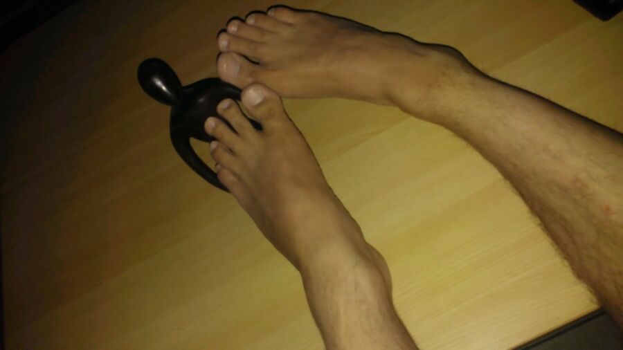 Free porn pics of his naked feet 21 of 32 pics