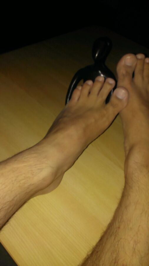 Free porn pics of his naked feet 2 of 32 pics