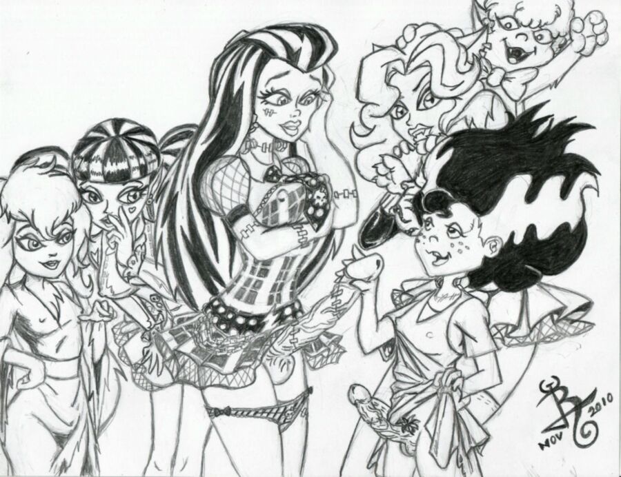 Free porn pics of Monster High 3 of 4 pics
