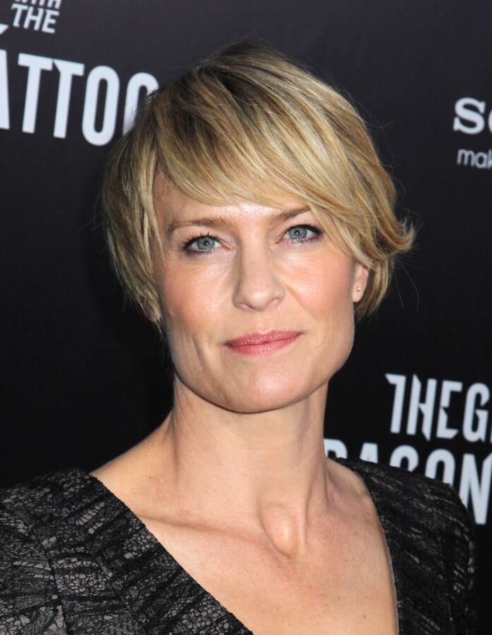 Free porn pics of Robin Wright - gerne harte Kommentare 16 of 23 pics