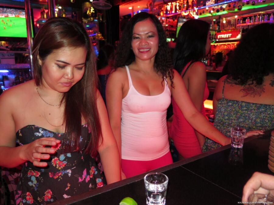 Free porn pics of Thai LBFM Lom - Dark MILF hottie at work 7 of 90 pics