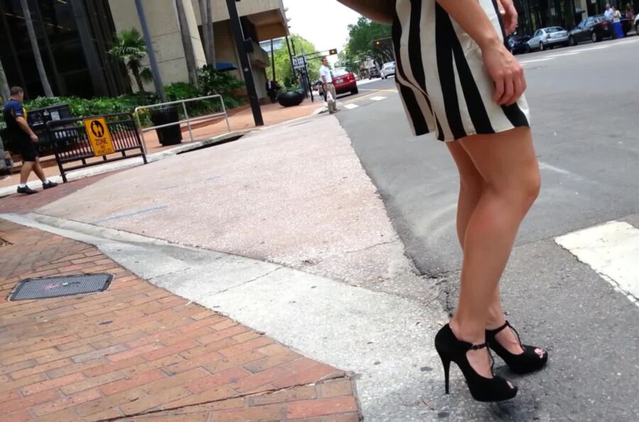 Free porn pics of Damn sexy downtown legs! 12 of 21 pics