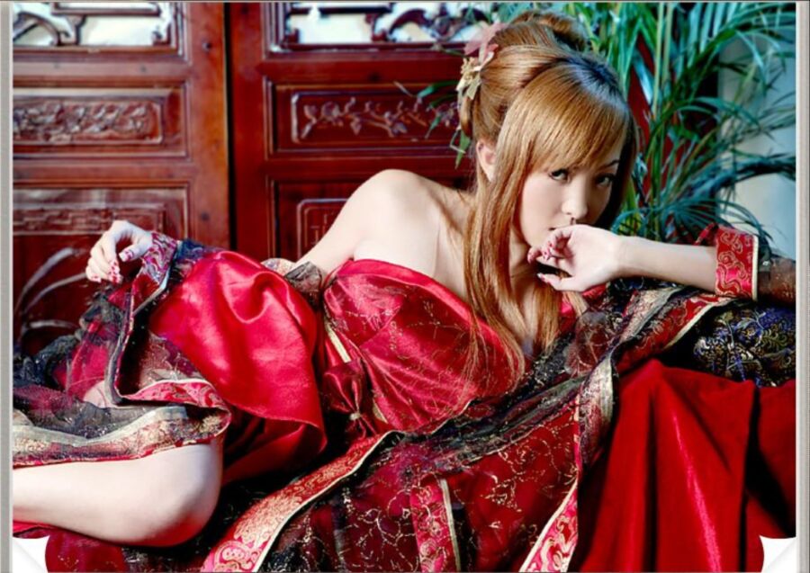 Sexy in Chinese Dress 3 of 20 pics
