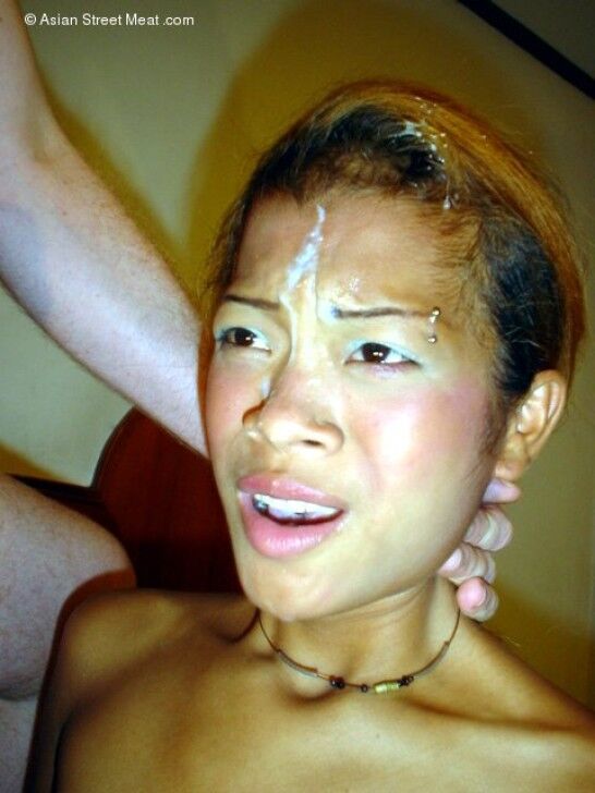 Asian Street Meat:Giving a Facial in Thailand to Bee 19 of 19 pics