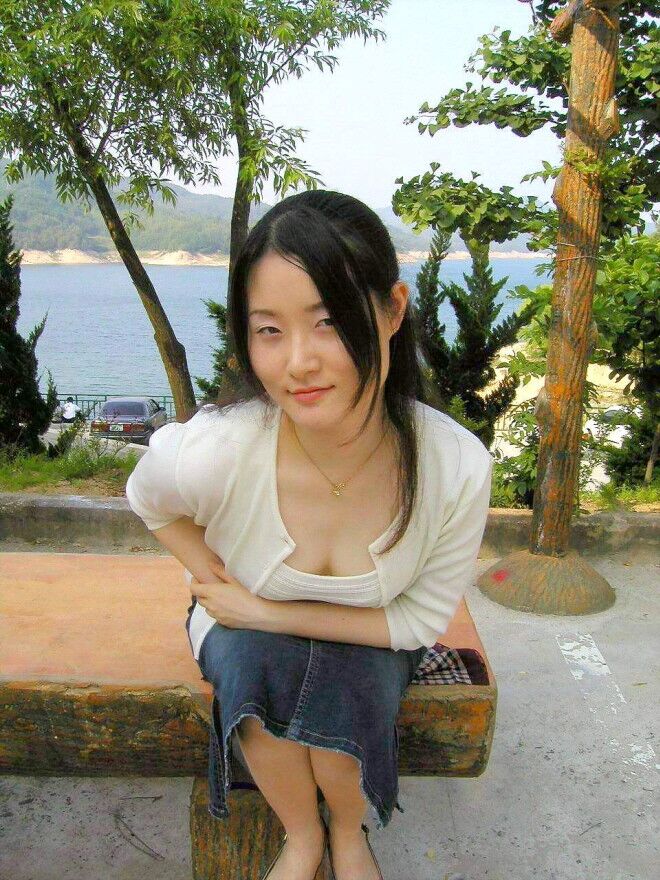 korean young housewife outdoor (hot bodies) 3 of 59 pics