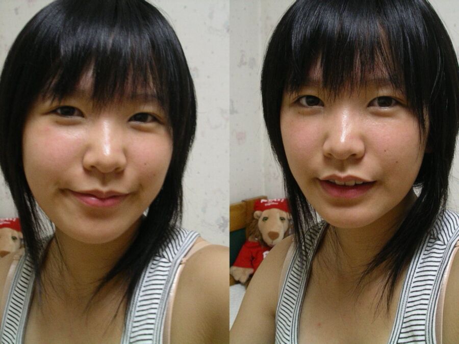 Super Cute Korean schoolgirl (non nude) 9 of 10 pics