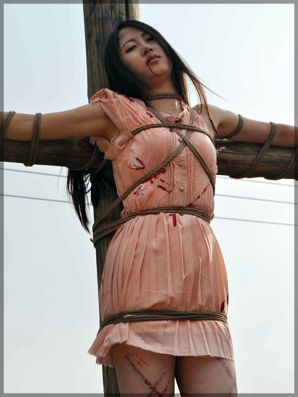 Chinese crucifixion execution 2 of 20 pics