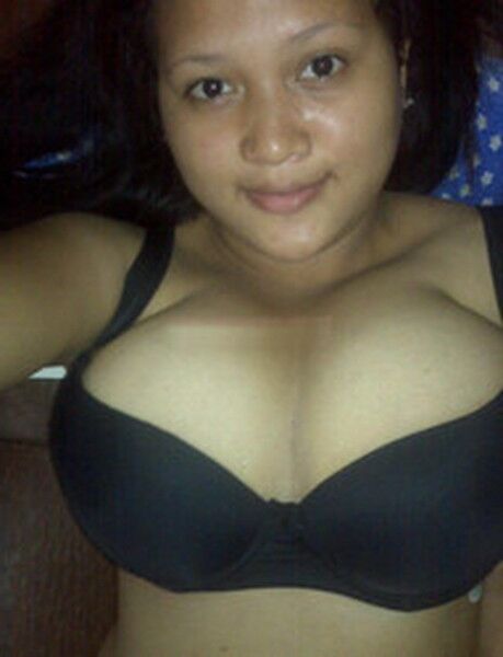 Malay Janda With Big Tit 5 of 6 pics