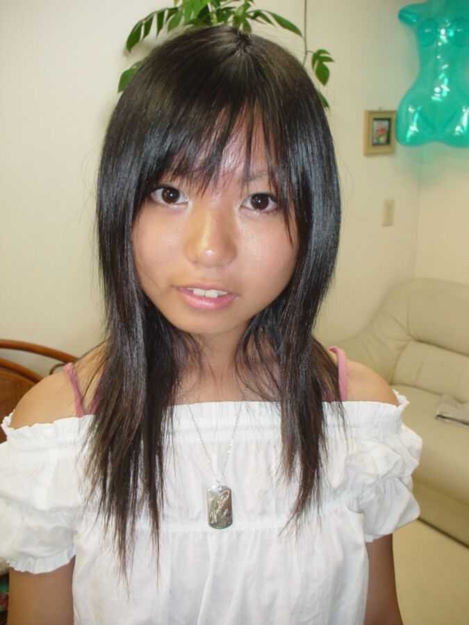 HAIRY ASIAN TEEN , wet japanese girlfriend spread 1 of 33 pics