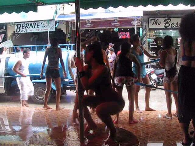 Sexy Thai Songkran bar girl 4 of 4 pics