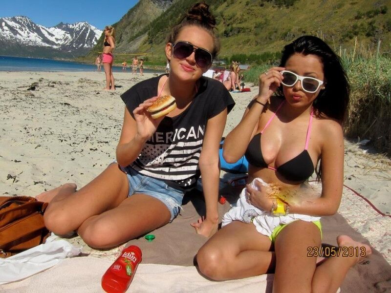 Free porn pics of Hot norwegian teen! great tits! 10 of 66 pics
