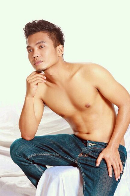Sexy Indonesian boy-Arrie 1 of 9 pics