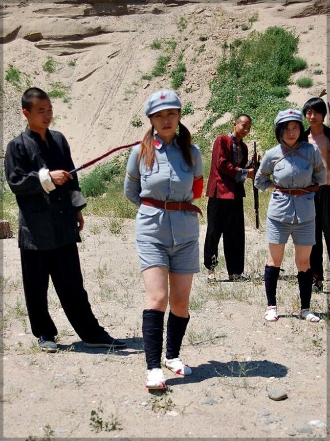 Captured Chinese female soldiers 13 of 32 pics