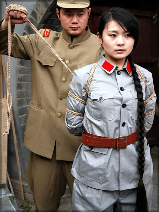Captured Chinese female soldiers 15 of 32 pics