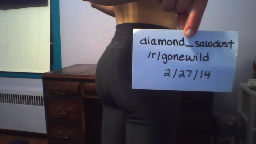 Diamond_Sawdust and CandyFromATree - Reddit Gonewild 6 of 815 pics