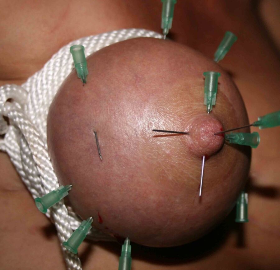 Tit Torture_B - Nuded Photo.
